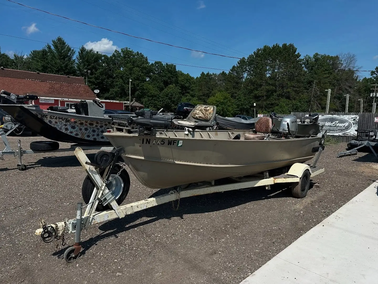 AI-generated alt text provided by AltText.ai will go here