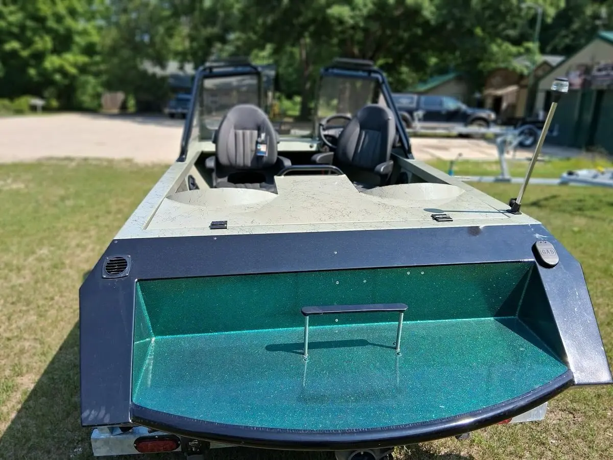 AI-generated alt text provided by AltText.ai will go here