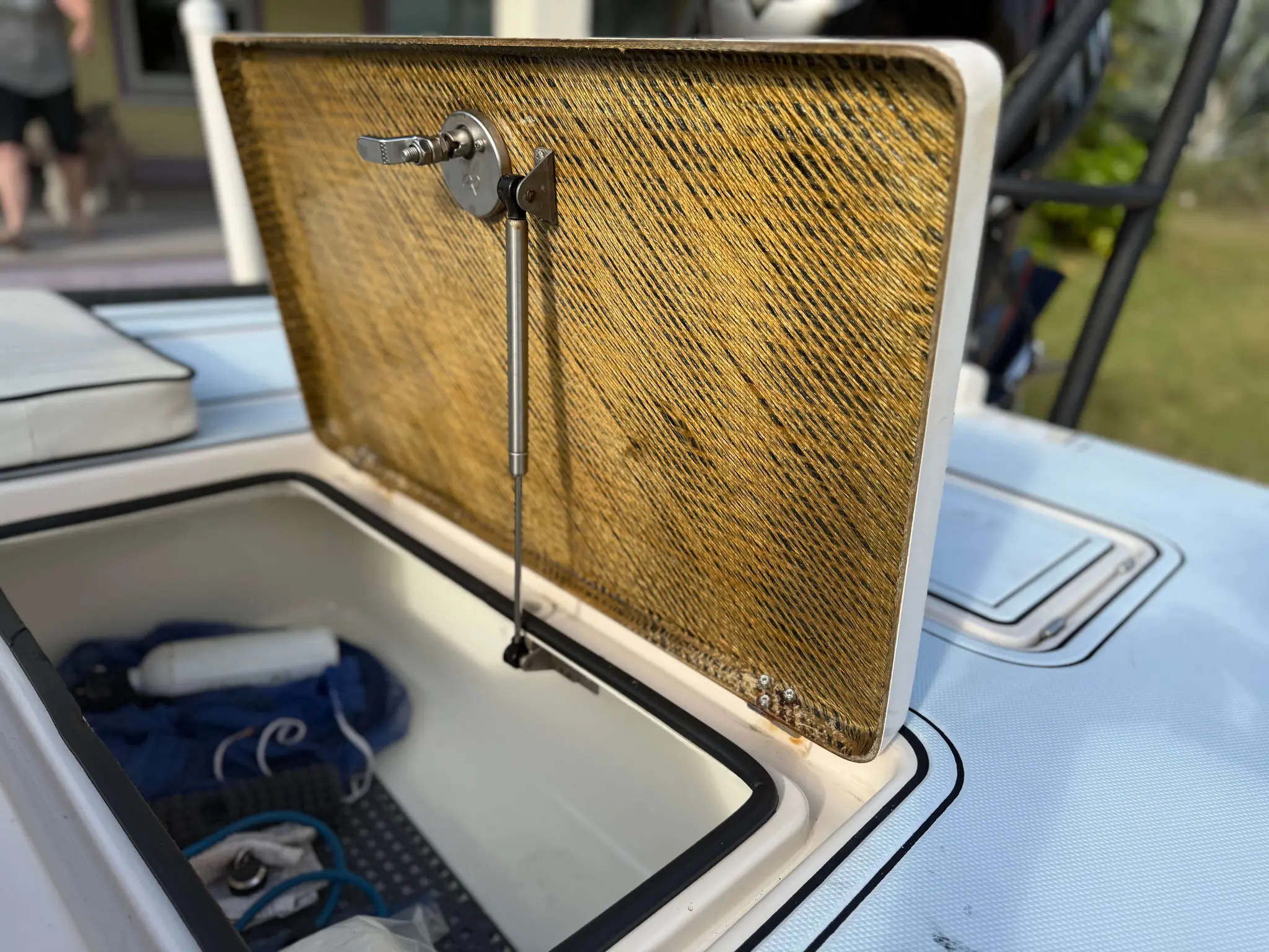 AI-generated alt text provided by AltText.ai will go here